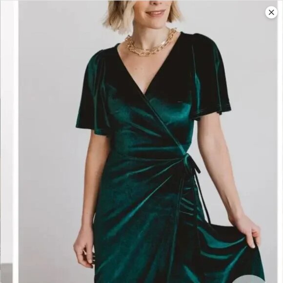 Baltic Born Meghan Green Emerald Velvet Wrap Maxi Dress Women's XS - Picture 4 of 16